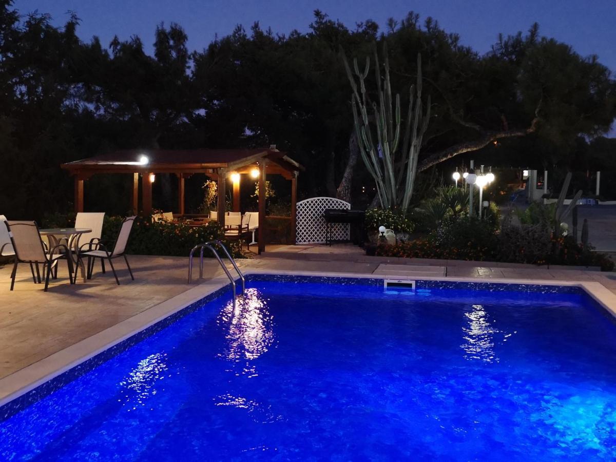 Louis Luxury By Living In Blue Koskinou (Rhodes)